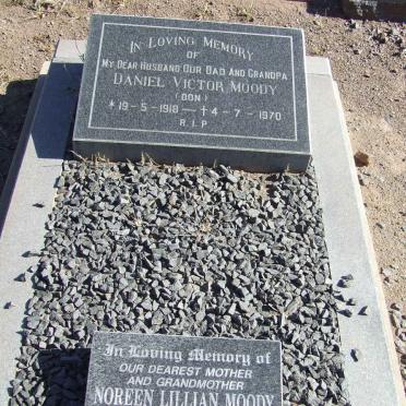 MOODY Daniel Victor 1918-1970 &amp; Noreen Lillian 1924-2005