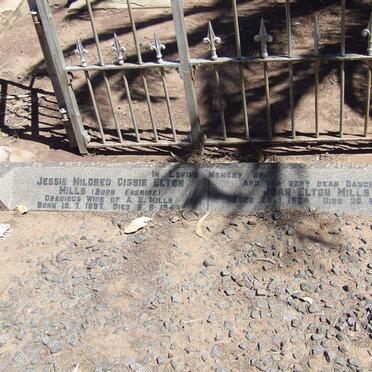 MILLS Jessie Mildred Cissie Elton nee ERSKINE 1897-1940 :: MILLS Joan Elton 1924-1940