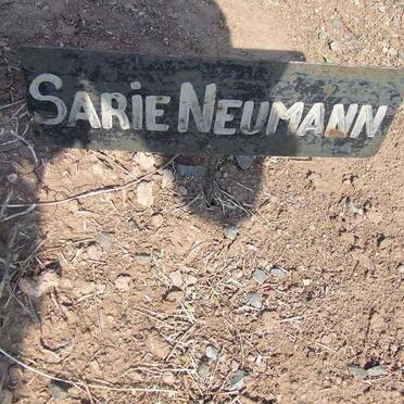NEUMANN Sarie