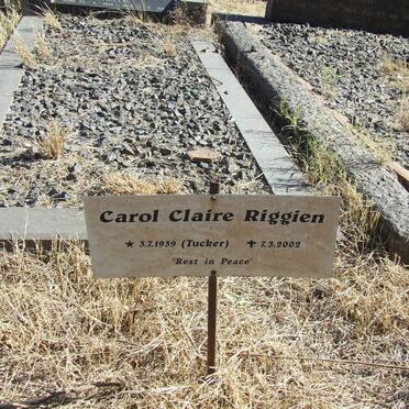 RIGGIEN Carol Claire nee TUCKER 1939-2002