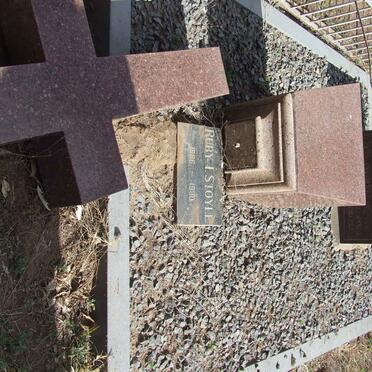 STOYLE :: BURNS :: GLOW