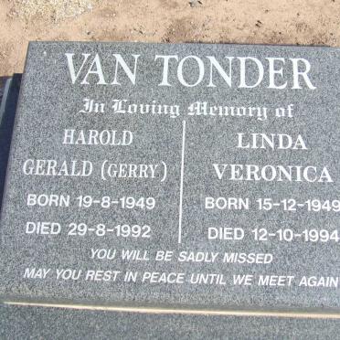 TONDER Harold Gerald, van 1949-1992 &amp; Linda Veronica 1949-1994