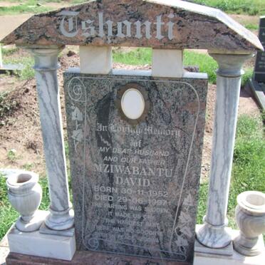 TSHONTI Mziwabantu David 1952-1997