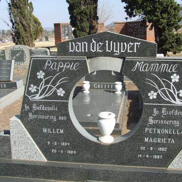 VYVER Willem, van de 1894-1984 &amp; Petronella Magrieta 1902-1987