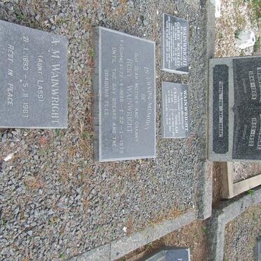 WAINWRIGHT :: VAN DER MERWE :: SUMNER