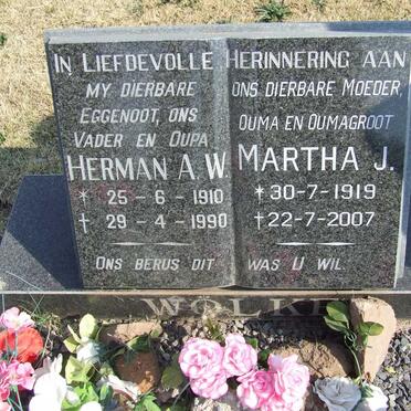 WOLKE Herman A.W. 1910-1990 &amp; Martha J. 1919-2007