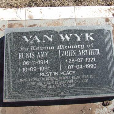WYK John Arthur, van 1921-1990 &amp; Eunis Amy 1914-1991