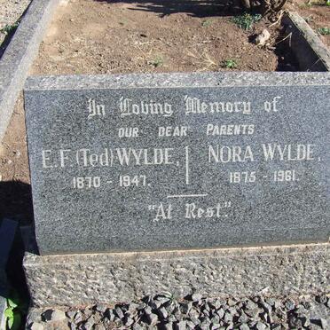 WYLDE E.F. 1870-1947 &amp; Nora 1875-1961