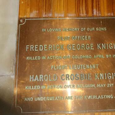 KNIGHT Frederick George -1942 :: KNIGHT Harold Crosbie -1944