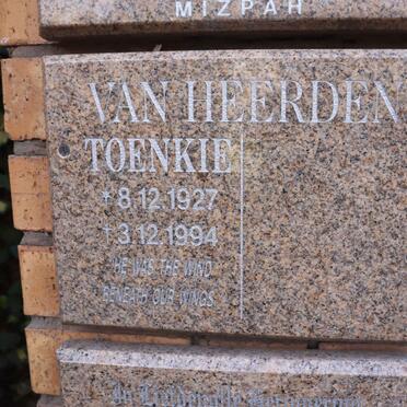 HEERDEN Toenkie, van 1927-1994