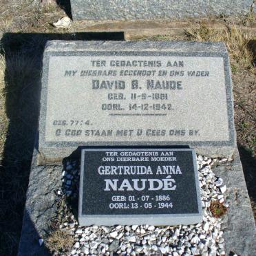 NAUDE David B. 1881-1942 &amp; Gertruida Anna 1886-1944