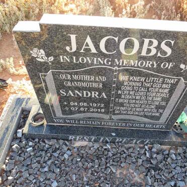 JACOBS Sandra 1972-2018