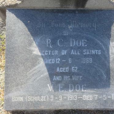 DOE R.C. -1969 &amp; V.E. SCHULZE 1913-1981