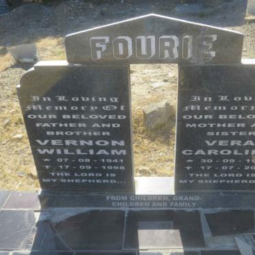 FOURIE Vernon William 1941-1998 &amp; Vera Caroline 1941-2006