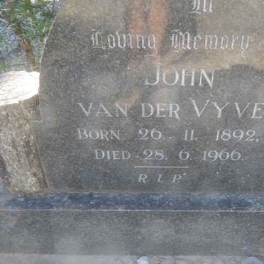 VYVER John, van der 1892-1966 &amp; Mildred Jesse Alethea MARTIN 1888-1965