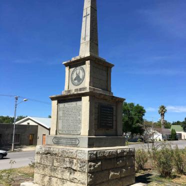 Eastern Cape, SOMERSET-EAST, War memorial, Cenotaph