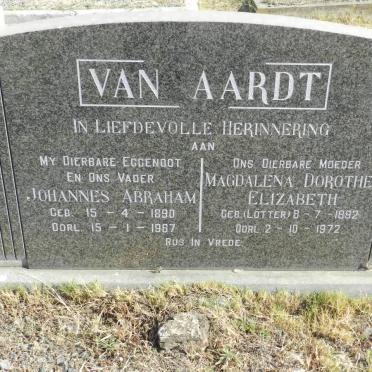 AARDT Johannes Abraham, van 1890-1967 &amp; Magdalena Dorothea Elizabeth LÖTTER 1892-1972