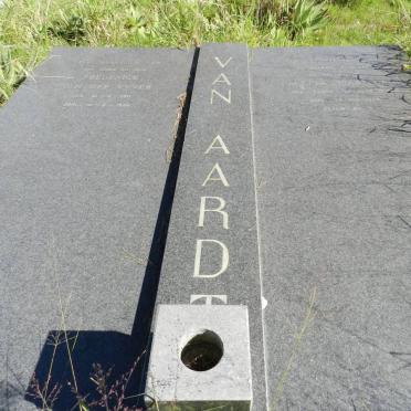 AARDT Frederick van der Vyver, van 1911-1986 &amp; Aletta Isabella FOURIE 1914-1979
