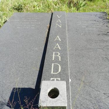 AARDT Frederick van der Vyver, van 1911-1986 &amp; Aletta Isabella FOURIE 1914-1979