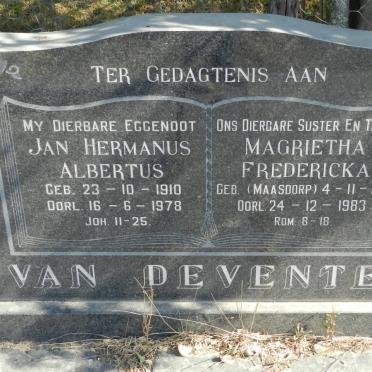 DEVENTER Jan Hermanus Albertus, van 1910-1978 &amp; Magrietha Fredericka MAASDORP 1918-1983