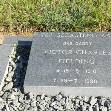 FIELDING Victor Charles 1910-1998