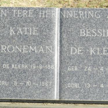 FRONEMAN Katie nee DE KLERK 1887-1967 :: DE KLERK Bessie 1897-1987