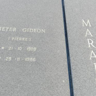 MARAIS Pieter Gideon 1909-1986 &amp; Anna Maria Francina VAN EEDEN 1913-2001 
