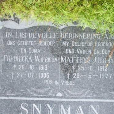 SNYMAN Matthys J.H. 1912-1977 &amp; Fredricka W. 1918-1986
