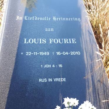 FOURIE Louis 1949-2010