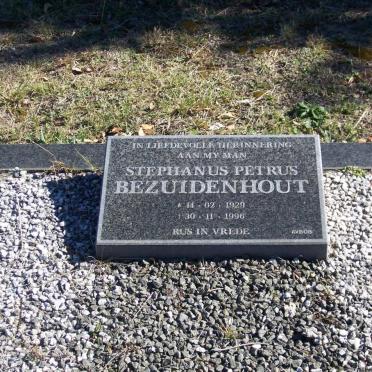 BEZUIDENHOUT Stephanus Petrus 1929- 996