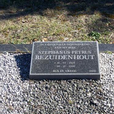 BEZUIDENHOUT Stephanus Petrus 1929- 996