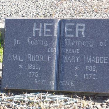 HEUER Emil Rudolf 1896-1975 &amp; Mary 1896-1975