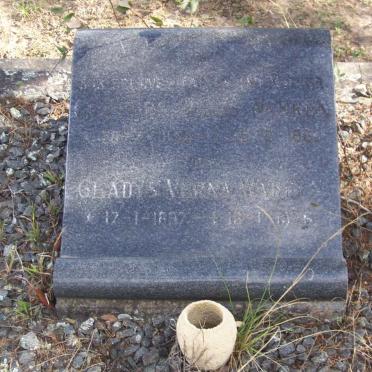 WARREN Clifford Miles 1895-1960 &amp; Gladys Verna 1897-1976