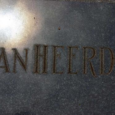 HEERDEN Willem Jacobus, van 1863-1946 &amp; Cornelia Levina Helena HATTINGH 1868-1954