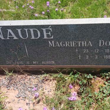 NAUDE Marthinus Johannes 1927-1992 &amp; Magrietha Dorothea 1944-1991