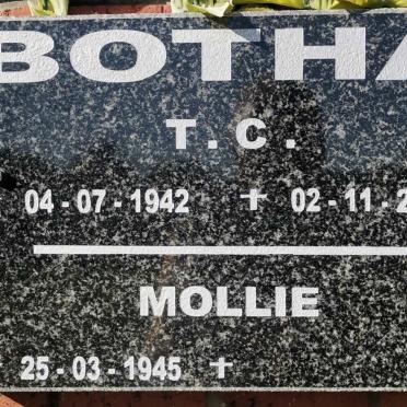 BOTHA T.C. 1942-2002 &amp; Mollie 1945-