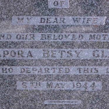 GLASS Sapora Betsy -1944