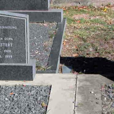 MOSTERT Gert 1929-1999 &amp; Freda 1934-1981