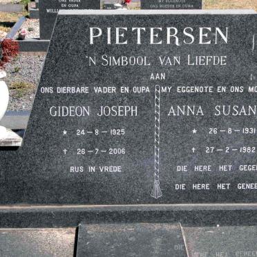 PIETERSEN Gideon Joseph 1925-2006 &amp; Anna Susanna 1931-1982
