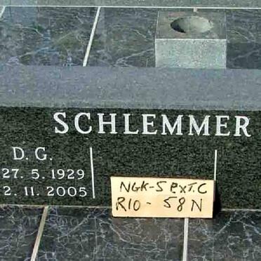 SCHLEMMER D.G. 1929-2005