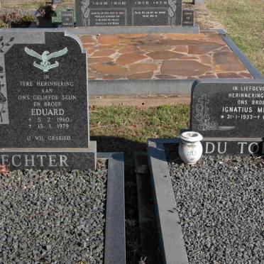 TOIT Ignatius Michael, du 1933-1979 :: HECHTER Eduard 1960-1979
