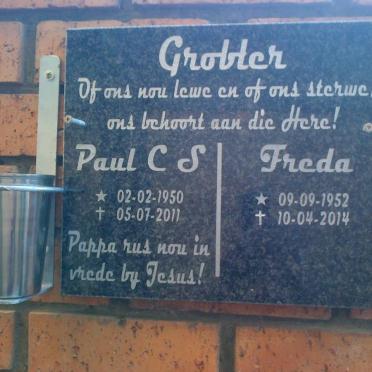 GROBLER Paul C.S. 1950-2011 &amp; Freda 1952-2014