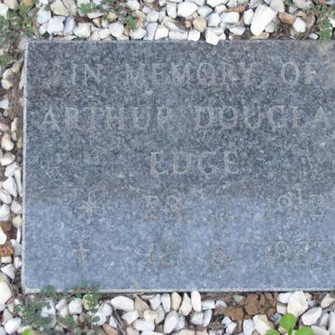 EDGE Arthur Douglas 1912-1985