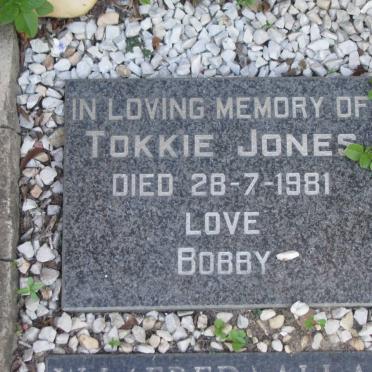 JONES Tokkie -1981
