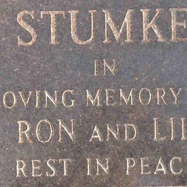 STUMKE Ron &amp; Lil