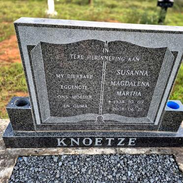 KNOETZE Susanna Magdalena Martha 1934-2008