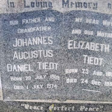 TIEDT Johannes Augustus Daniel 1889-1974 &amp; Elizabeth J. 1896-1959