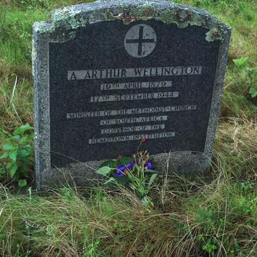 Eastern Cape, VICTORIA EAST district, Tyatyora, Healdtown Mission, Single grave