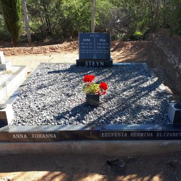 STEYN Anna Johanna 1913-1994 :: STEYN Eeufesia Hermina Elizabeth 1938-2013