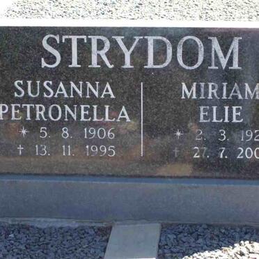 STRYDOM Susanna Petronella 1906-1995 :: STRYDOM Miriam Elie 1923-2002